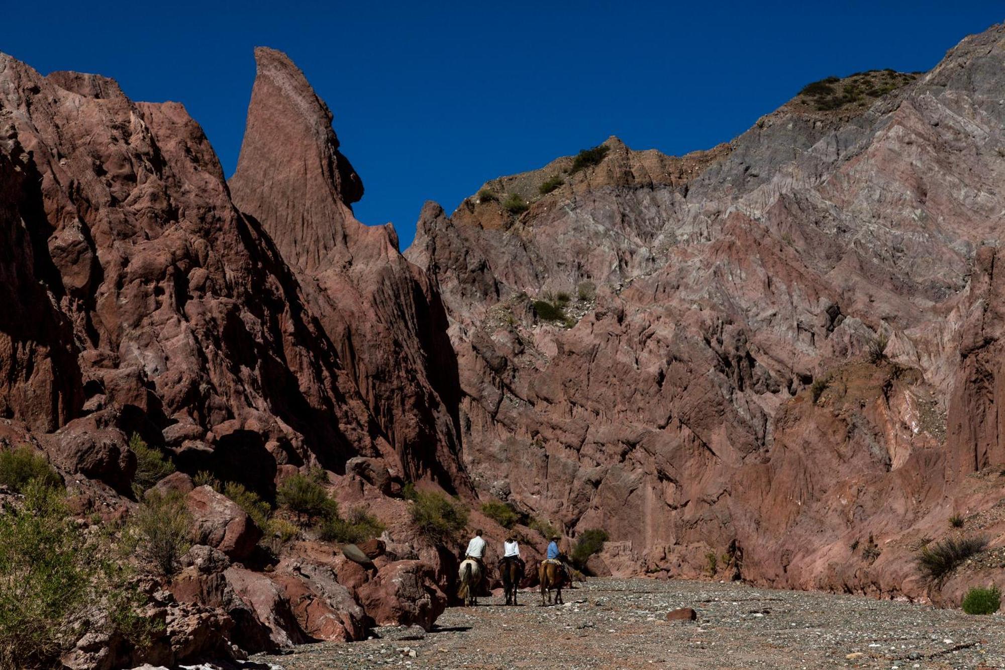 Estancia Banda Grande - Horse & Hiking Safaris Молинос Экстерьер фото